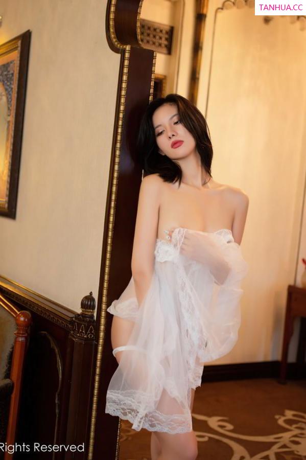 就是阿朱啊  [XiuRen]高清写真图 2020.10.22 No.2688 就是阿朱啊第35张图片